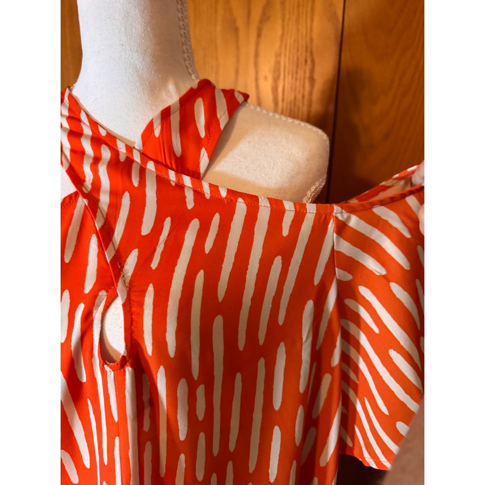 New York & Company Orange White Abstract Print Cold Shoulder Halter Top Small - Picture 4 of 7